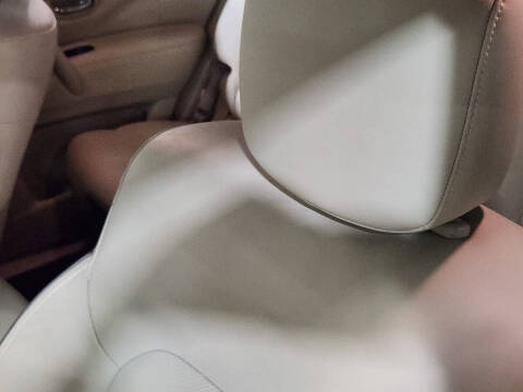 2022 Infiniti QX80 Luxe