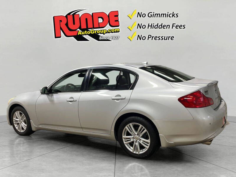 2013 Infiniti G37 Sedan x