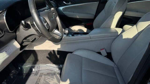2023 Genesis G70