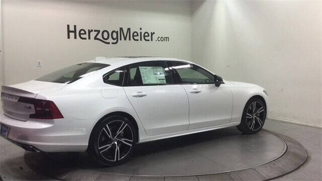 2020 Volvo S90 T8 eAWD R-Design