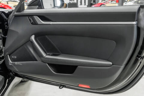 2025 Porsche 911 Carrera