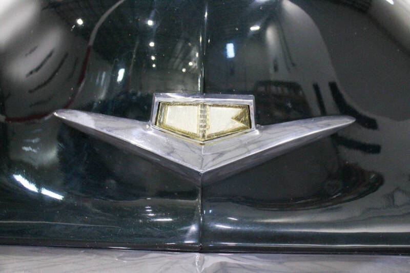 1953 Kaiser Manhattan