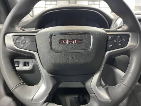 2017 GMC Acadia SLE-2
