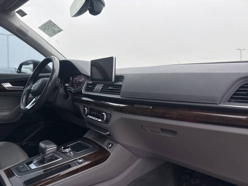 2019 Audi Q5 quattro Premium Plus 45 TFSI