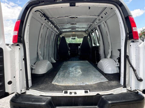 2025 GMC Savana 2500