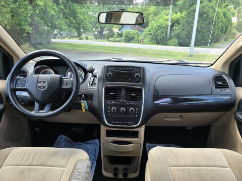 2014 Dodge Grand Caravan American Value Package