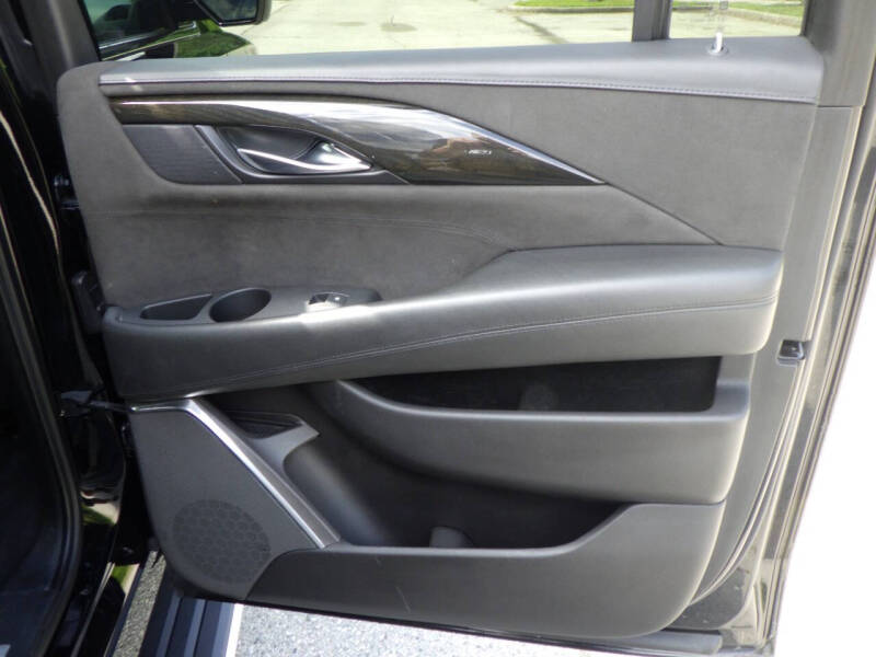 2017 Cadillac Escalade ESV Platinum