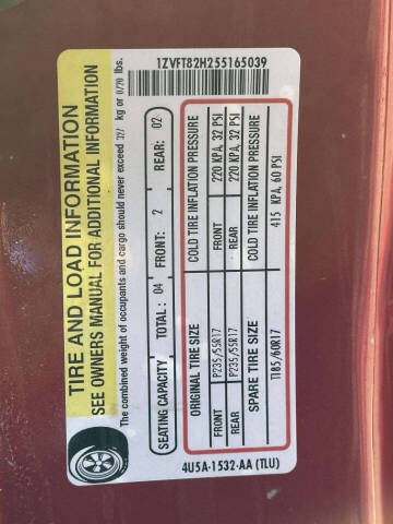 2005 Ford Mustang GT Deluxe