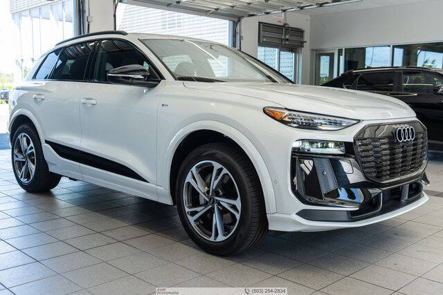 2027 Audi Q6 e-tron quattro Premium Plus