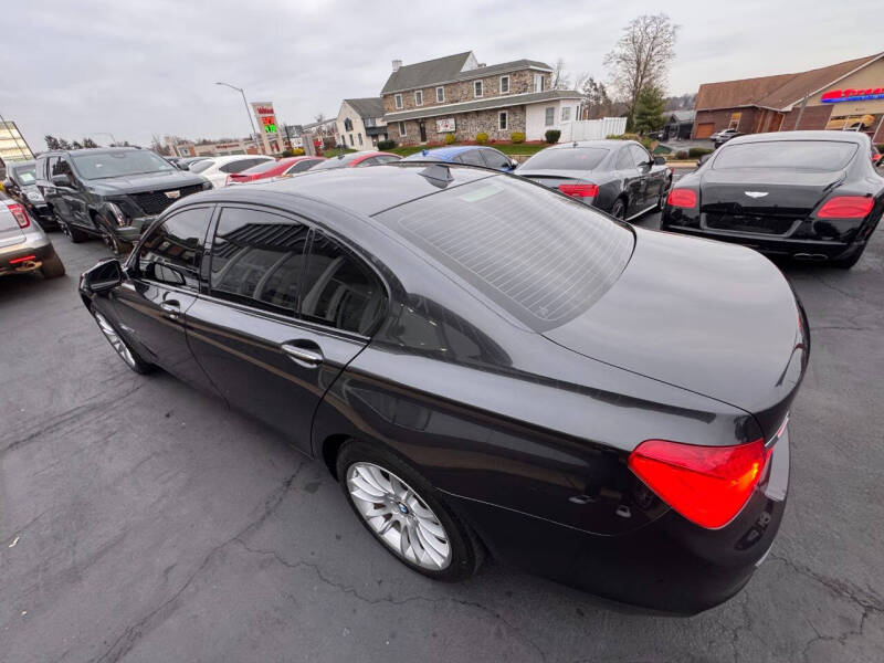 2011 BMW 7 Series 740i