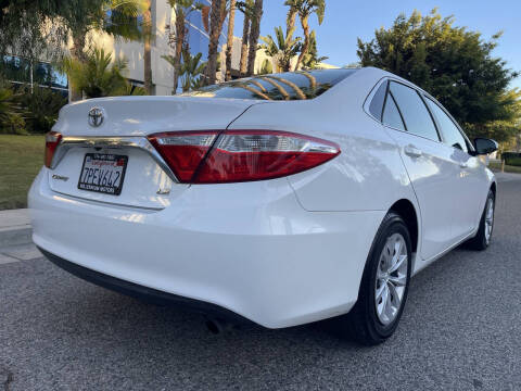 2015 Toyota Camry LE
