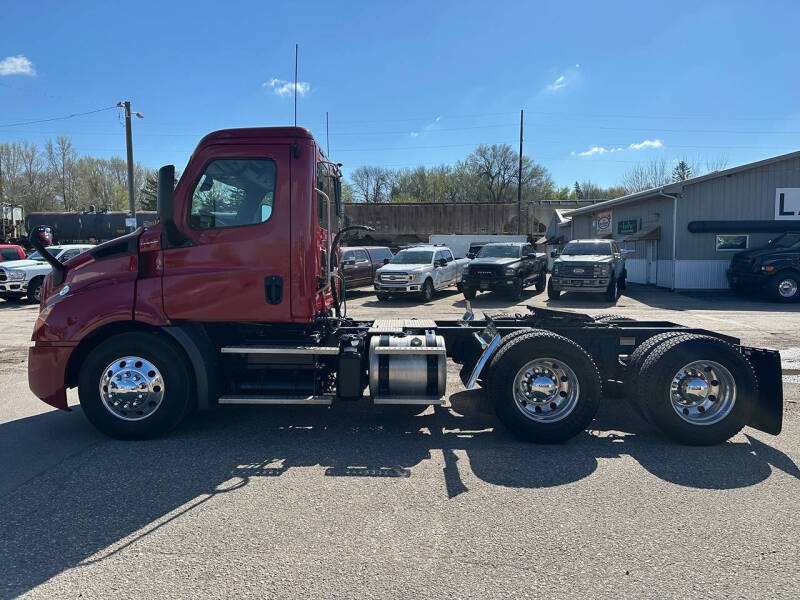 2019 Freightliner Cascadia