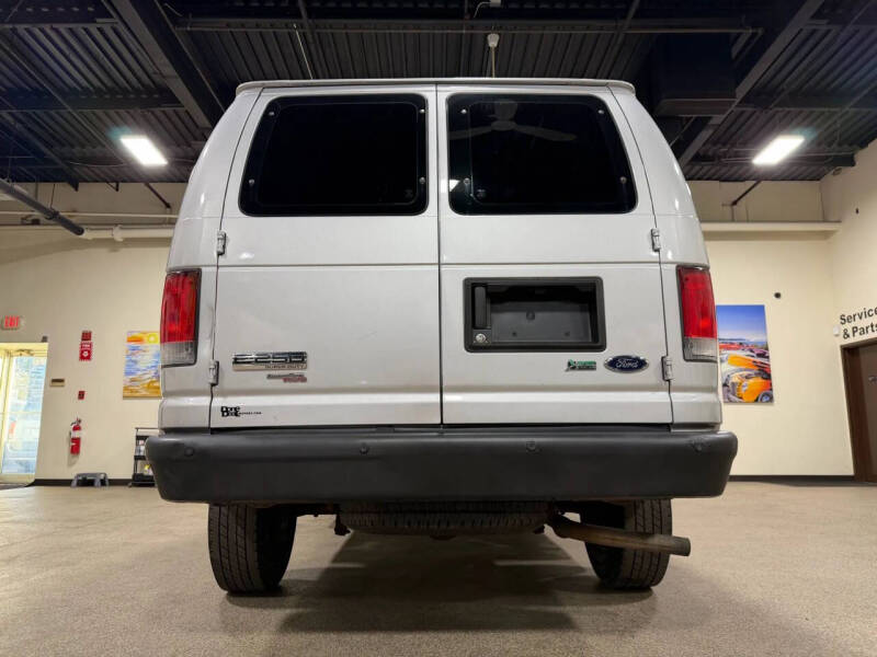 2014 Ford E-Series E-250