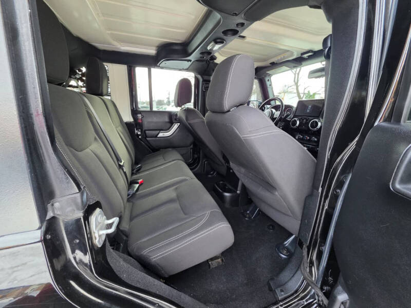 2015 Jeep Wrangler Unlimited Sahara