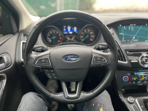 2016 Ford Focus Titanium