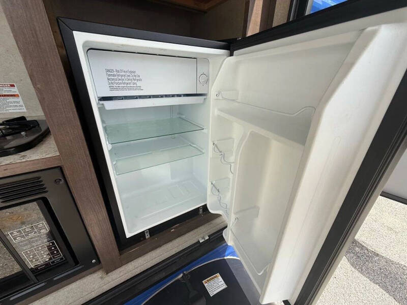 2020 Sunset Park RV Sunray