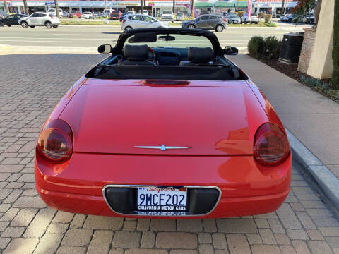 2002 Ford Thunderbird Deluxe
