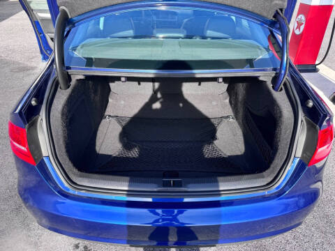 2013 Audi A4 2.0T quattro Premium Plus