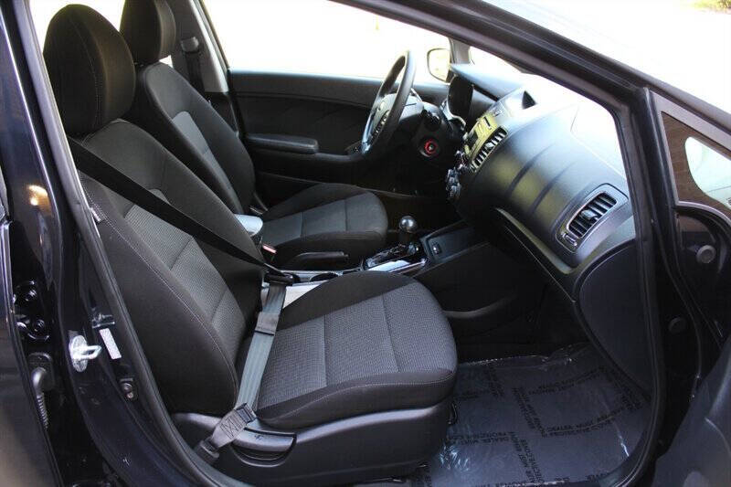 2018 Kia Forte5 LX