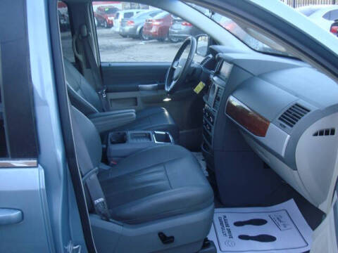 2008 Chrysler Town and Country Touring