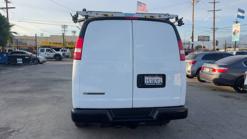 2021 Chevrolet Express 2500