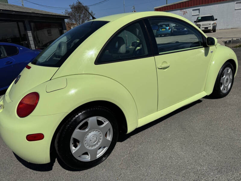 2001 Volkswagen New Beetle GLS
