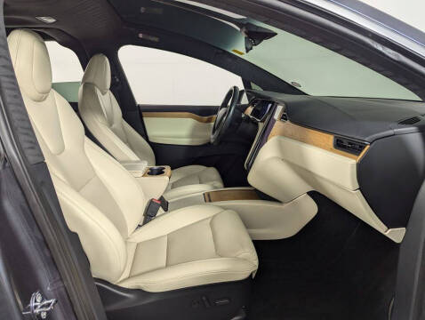 2020 Tesla Model X Long Range