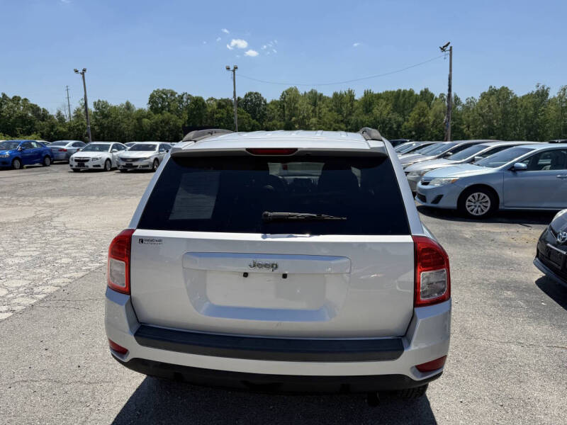 2012 Jeep Compass Sport