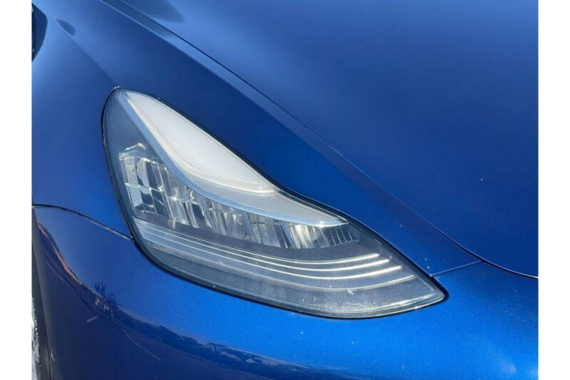 2018 Tesla Model 3 Mid Range