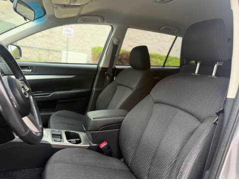 2011 Subaru Outback 2.5i Premium