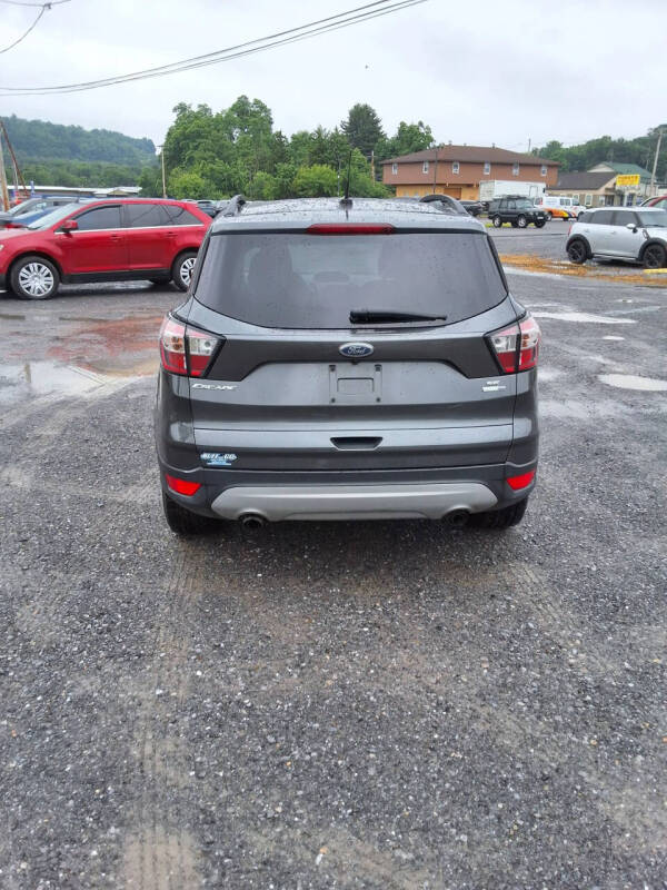 2018 Ford Escape SE