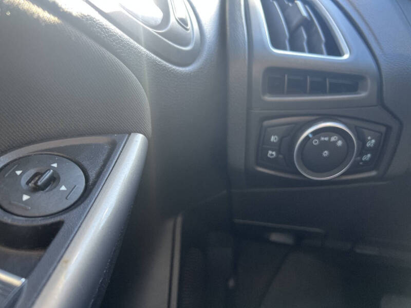 2015 Ford Focus Titanium