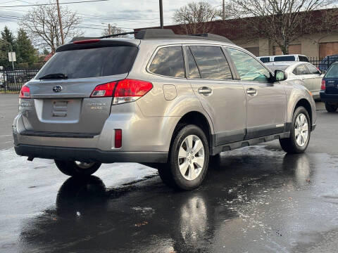 2010 Subaru Outback 2.5i Premium