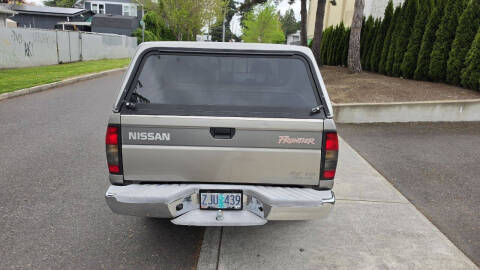 2000 Nissan Frontier SE