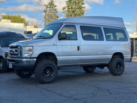 2011 Ford E-Series E-350 SD XLT