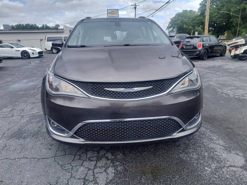 2018 Chrysler Pacifica Touring L Plus