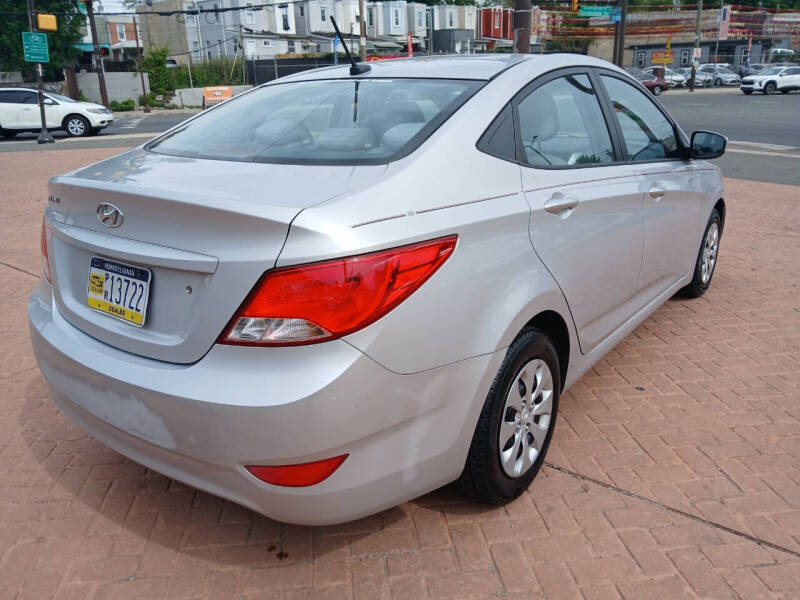 2016 Hyundai Accent SE