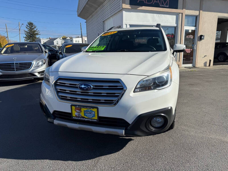 Subaru Outback's photo