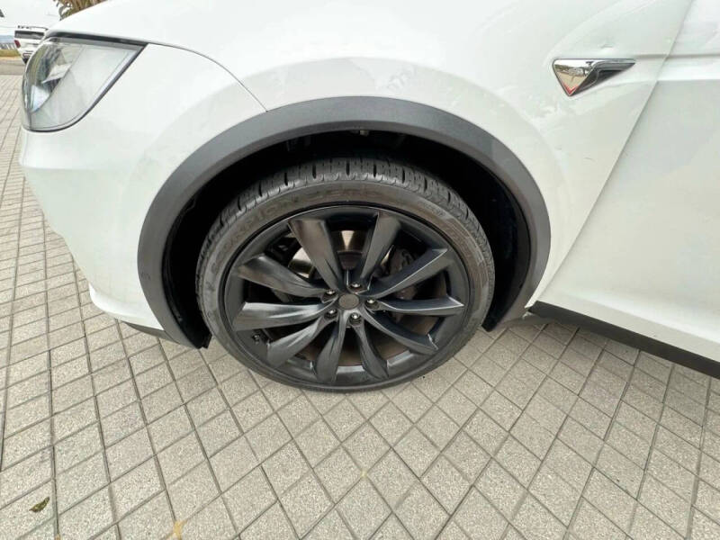 2018 Tesla Model X 75D