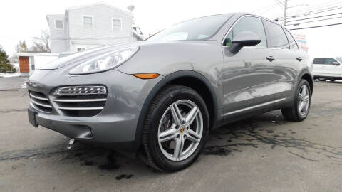 2014 Porsche Cayenne Platinum