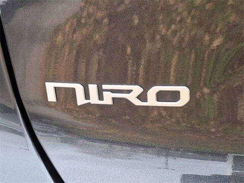 2025 Kia Niro EX Touring