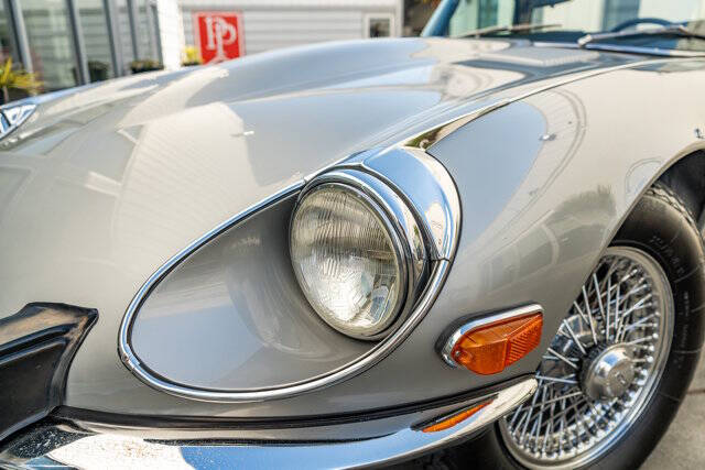 1974 Jaguar E-Type 10