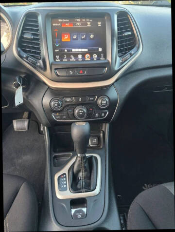 2018 Jeep Cherokee Latitude