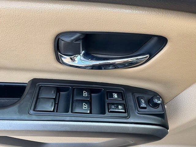 2015 Nissan Armada Platinum