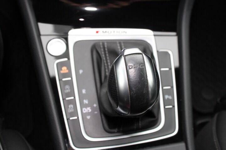 2019 Volkswagen Golf R 4Motion