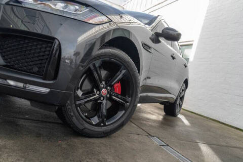 2017 Jaguar F-PACE S