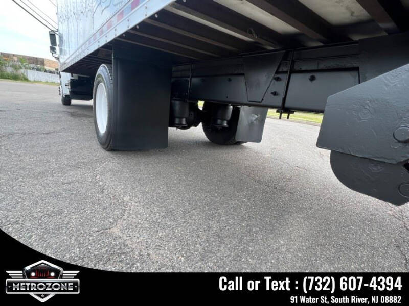 2016 Freightliner M2 106