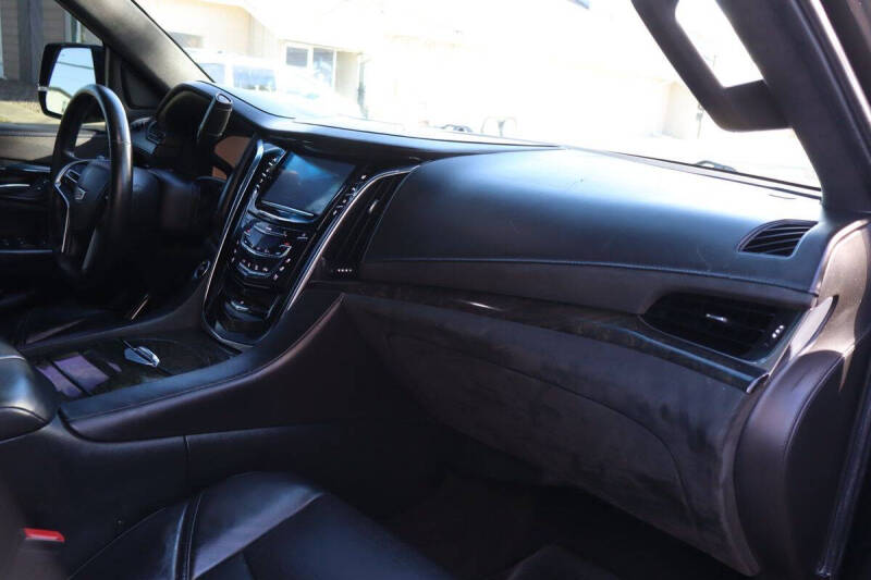 2015 Cadillac Escalade ESV Platinum