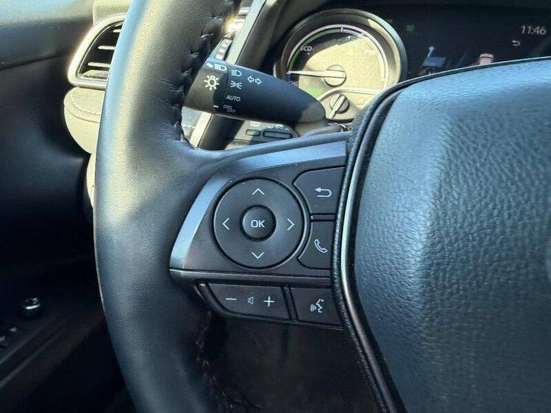 2022 Toyota Camry Hybrid XSE