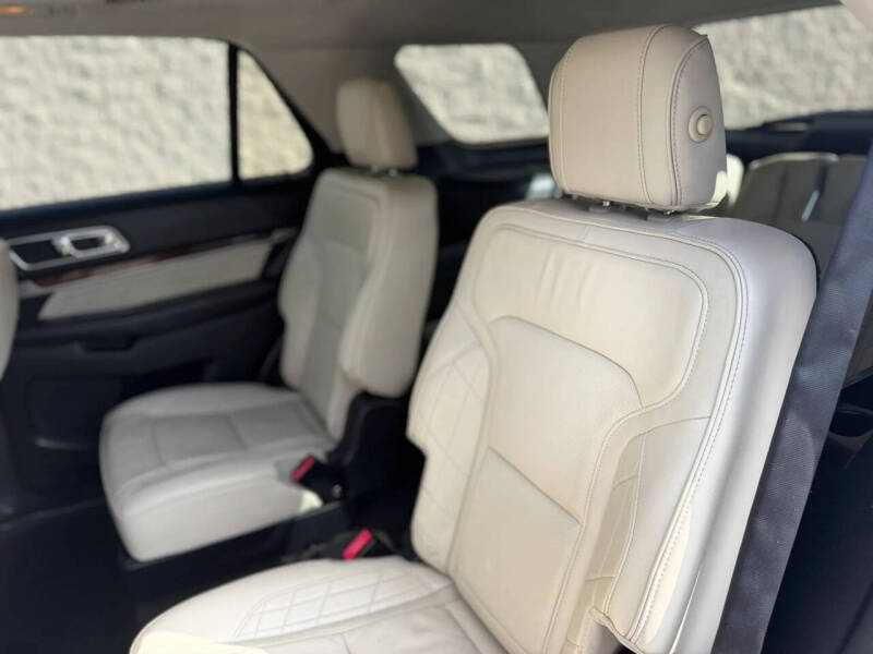 2016 Ford Explorer Platinum